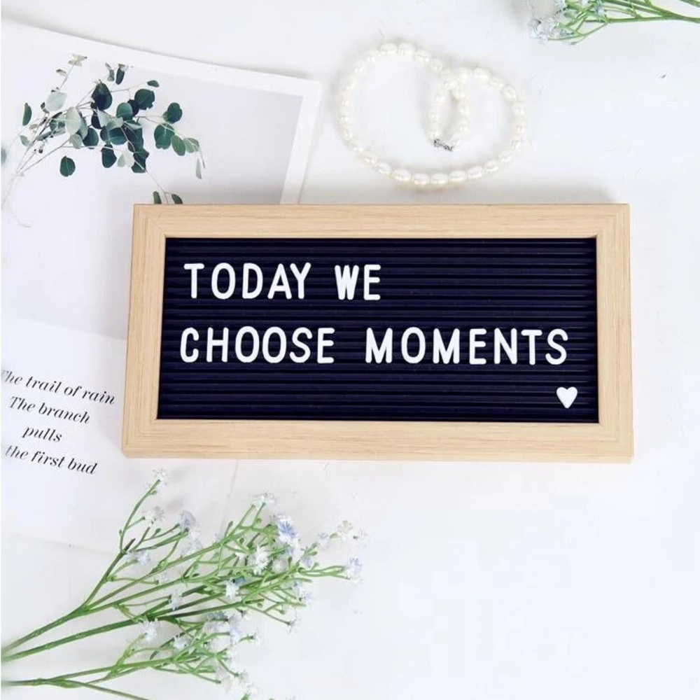 🆕- Letter design decor - Picture 2 of 4